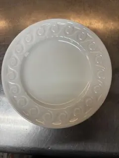 BERNARDAUD プレート 皿 ホワイト レリーフ模様 - メルカリ