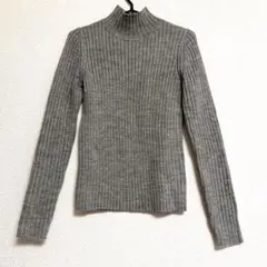 グレー リブ編み タートルネックセーター