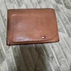 p*i様 Tommy Hilfiger ブラウン二つ折り財布