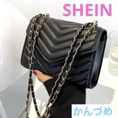 ショルダーバッグ　スクエアバック　キルティング チェーンバック　ブラック　撮影