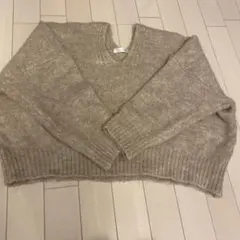 Sale fifth ベージュ Vネックニットセーター