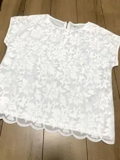 テチチ　レース　半袖　ブラウス　ホワイト
