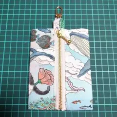 ✳*️様 おとぎの国の猫と仲間たち　ハンドメイド　キーポーチ　フラットポーチ