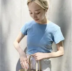 edit for lulu バックオープンTシャツ イエロー　完売商品のサムネイル