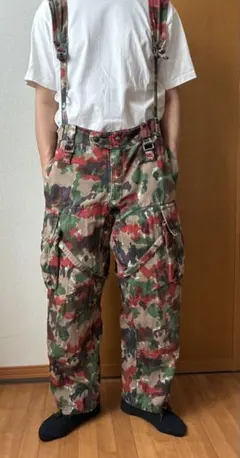 70s スイス軍山岳部隊 M70サスペンダー付きカモフラージュパンツ 70s スイス軍山岳部隊 M70サスペンダー付きカモフラージュパンツ