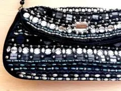 Item thumbnail for item 7eb37caa-6ddd-4905-8402-629599866d8c