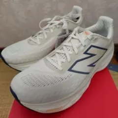 【新品・未使用】New Balance Fresh Foam X1080v14