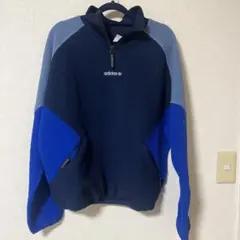 adidas ハーフジップ
