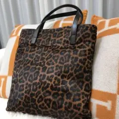 ✨本革ハラコトートバッグ　ヒョウ柄シンプルバック✨
