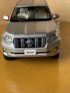 Toyota Land Cruiser Prado ミニカーのサムネイル