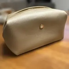 エミレーツビジネスクラス　アメニティ　BVLGARI ゴールド ポーチのみ