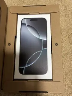 iPhone16 pro 256GB ホワイトチタニウム　simフリー 未開封品