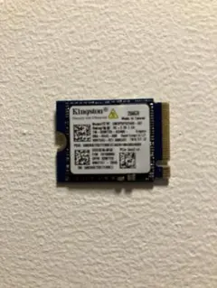 Kingston SSD 256GB PCIe Gen2 x4 本体のサムネイル