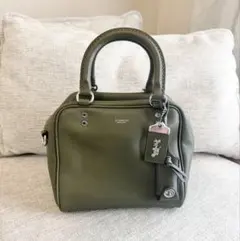 【未使用】コーチ キューブ ローグ20 オリーブグリーン レキシー CCC91 未使用】コーチ キューブ ローグ20 オリーブグリーン レキシー CCC91