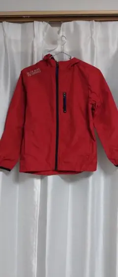 赤色ウィンドブレーカー140