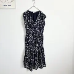 ギャップ/GAP フレンチスリーブ　ロングワンピース　花柄　フレア　Ｖネック
