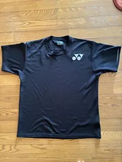 YONEX 黒シャツ