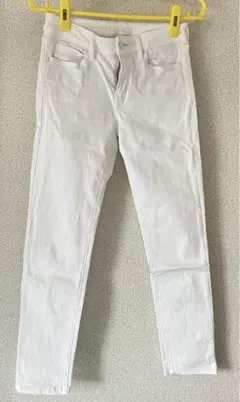 UNIQLO JEANS ホワイト スキニーデニム　24インチ　61cm