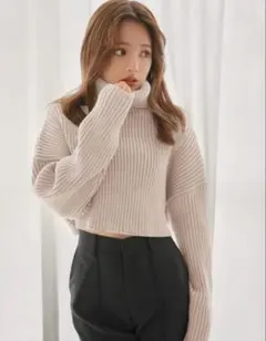 GRL◎タグ付き　タートルネッククロップド丈ニットトップス[mb1395]