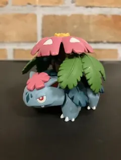 ポケモン　フィギュア　フシギダネ　美品