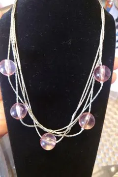 葡萄色ビーズの多重ストランドネックレス
