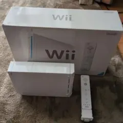 Nintendo Wii 本体 + ソフト2枚++ハンドル2個ほか