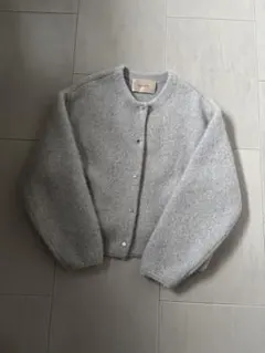 JUSGLITTY グレー ラメニットノーカラージャケット　アウター