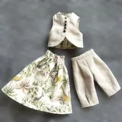 22cmドール服 ハンドメイド - メルカリ