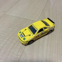 トミカ　日産スカイライン GTR PIKES PEAK NISMO 400Rのサムネイル