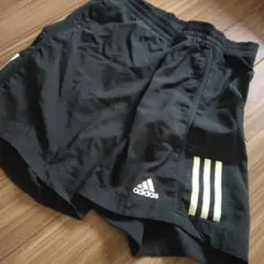 アディダス　短パン