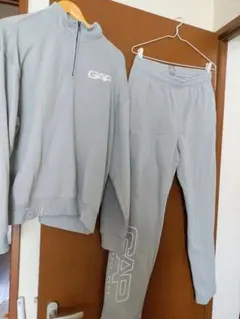 GAP グレー スウェットセットアップ