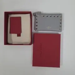 ヴァレンティノ 二つ折り財布 ガラヴァーニ ロックスタッズ 保管箱 赤