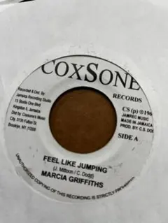 名曲 Marcia Griffiths / Feel Like Jumping