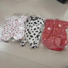 半袖ロンパース　いちご　牛3点セット　70サイズ