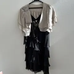 レベッカテイラー、グレースコンチネンタル
パーティードレスとシルクボレロ