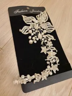 ヘッドドレス　豪華ビジュ　ピン２箇所付き 美品
