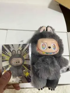 ラブブ　シークレット　正規品 POP MART】「THE MONSTERS (ラブブ) ビッグイントゥエナジー