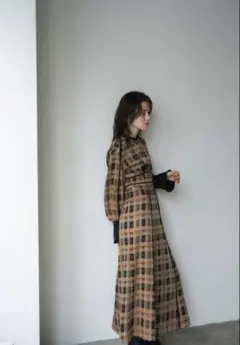 【美品】CLANE CHECK PIPING ONE PIECEのサムネイル