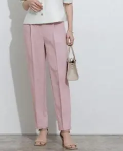 【新品タグ付き】ピエロ　接触冷感高見えゆるテパードパンツ　ピンク　PL