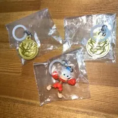 サルゲッチュ めじるしアクセサリー 3点　ピポサル 赤パンツ・スペクターコイン
