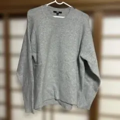 ユニクロ　グレー クルーネックニット Lサイズ