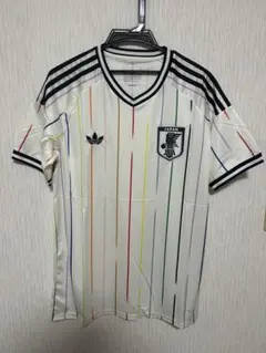 サッカー日本代表 ユニフォーム 新品未使用カラフルデザイン 白 M-104