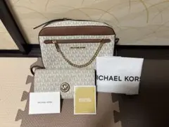 MICHAEL KORS MKロゴショルダーバッグと財布-2点セット。