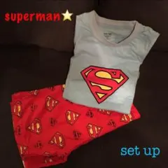新入荷⭐️新品☆スーパーマン総柄パンツ セットアップパジャマ 夏用❤️120