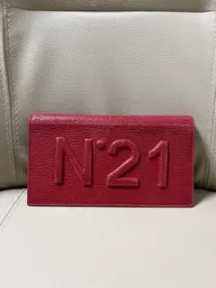 ★N°21 ヌメロヴェントゥーノ★ 赤 レザー 長財布