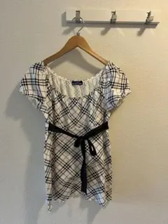 BURBERRY チェック柄 オフショルダー トップス 38のサムネイル