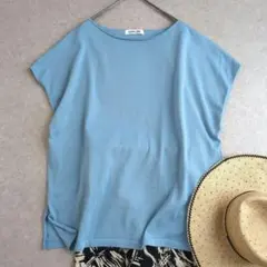 【美品】25ss バビロン　コットンストレッチプルオーバーブラウス　ブルー 水色のサムネイル