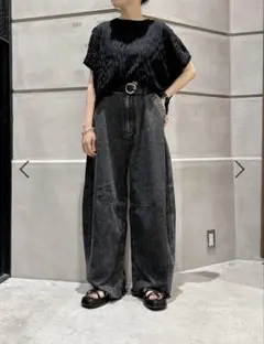 ニコアンド、デニムコクーンバレルパンツ