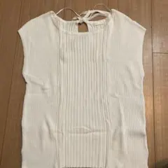 GU ホワイト ノースリーブ S