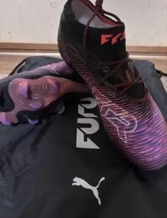 PUMA FUTURE サッカーシューズ・スパイク ブラック/パープル